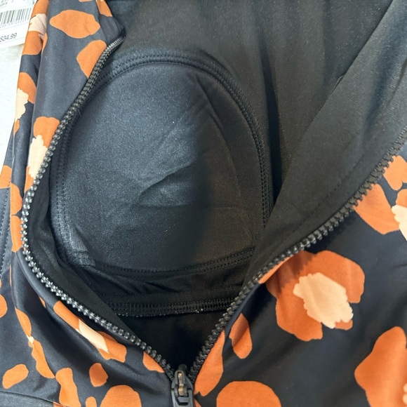 New Shade & Shore Woman’s One Piece Swimsuit Size M - Picture 13 of 14